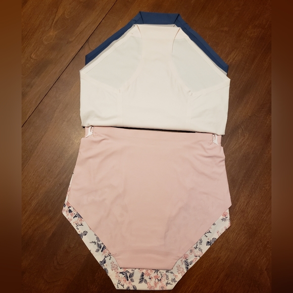 Laura Ashley NWT 5 pack no show super soft panties M L polyester spandex… - Picture 5 of 7